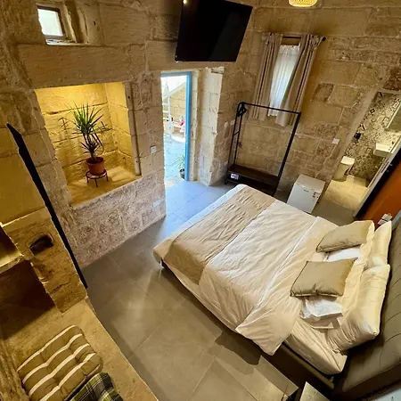 לינה וארוחת בוקר Kappella Boutique *