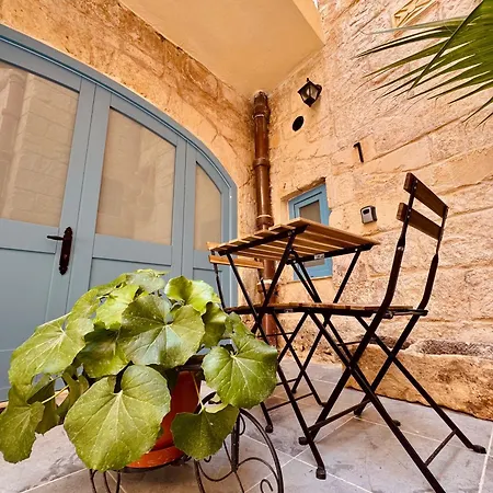 לינה וארוחת בוקר Kappella Boutique Zurrieq